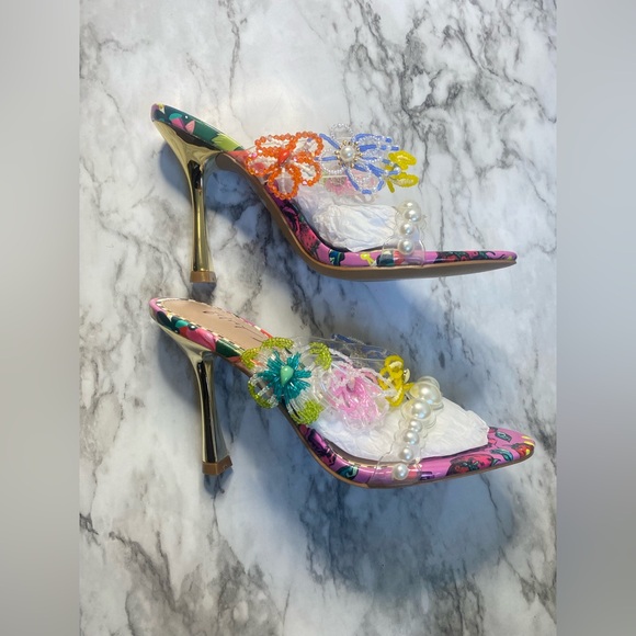 New Betsey Johnson womens Goldiee Heeled Sandal - Picture 8 of 14